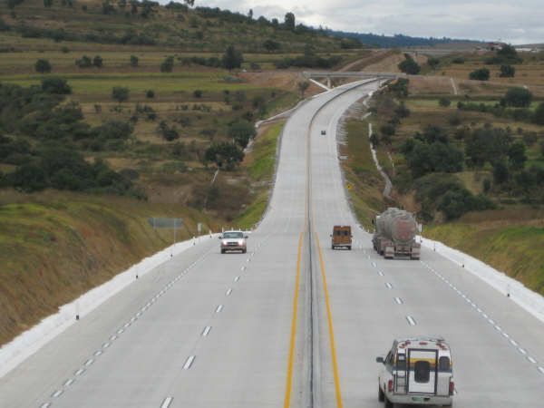Invertirá SCT más de 7 mil mdp en proyectos carreteros