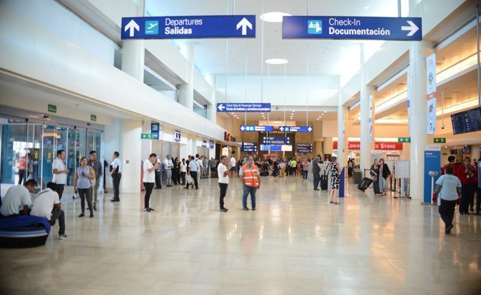 Avanza proceso de digitalización de servicios migratorios en aeropuertos