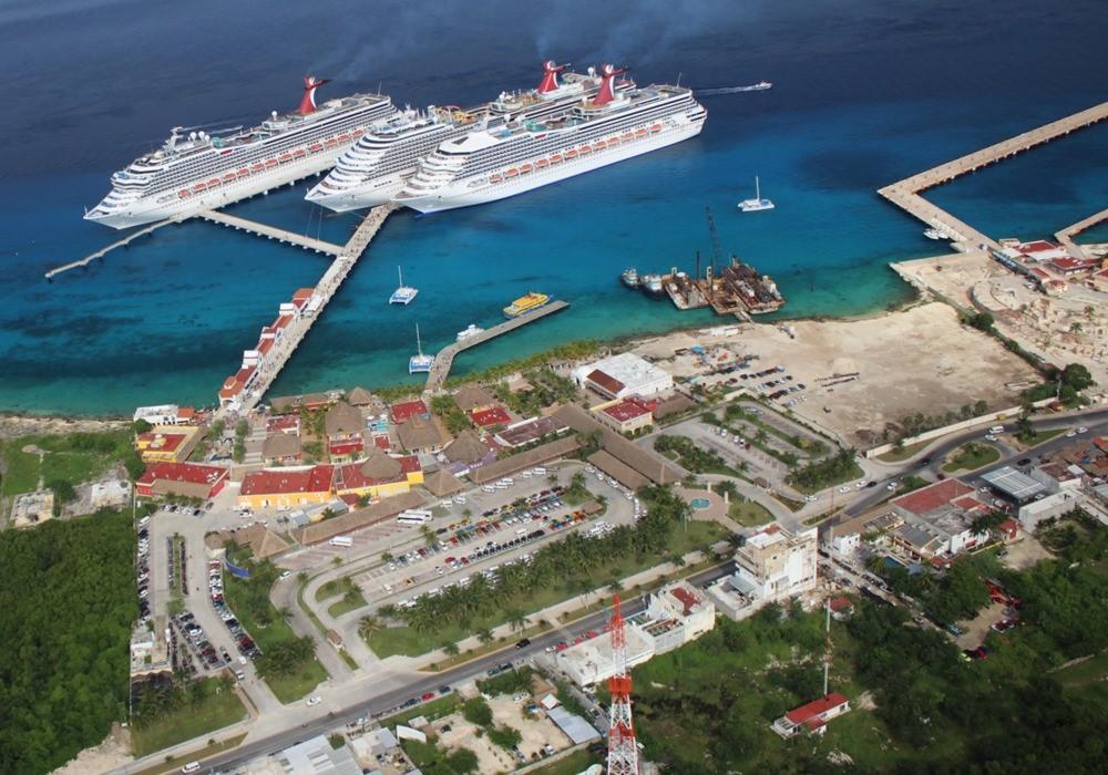 Colaboran empresarios y autoridades para agilizar acceso de viajeros en crucero a México