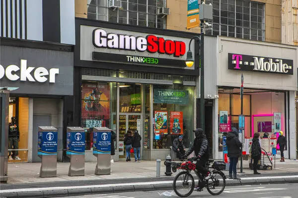 GameStop desmintió la bancarrota pero perdió millones