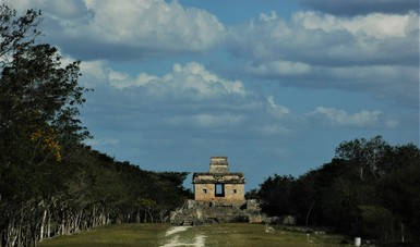 Reabre Zona Arqueológica de Dzibilchaltún en Yucatán