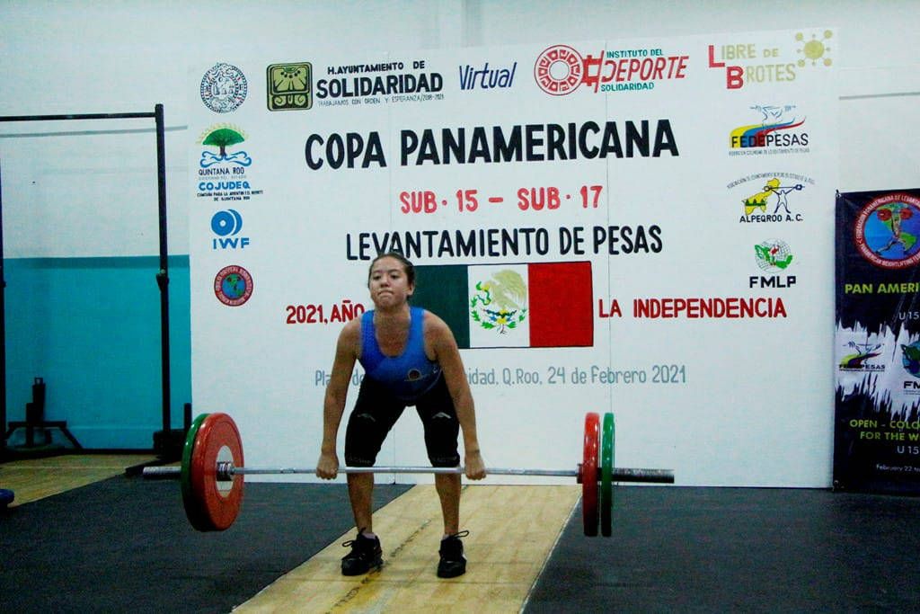 Triple oro para Ximena Fernanda León
