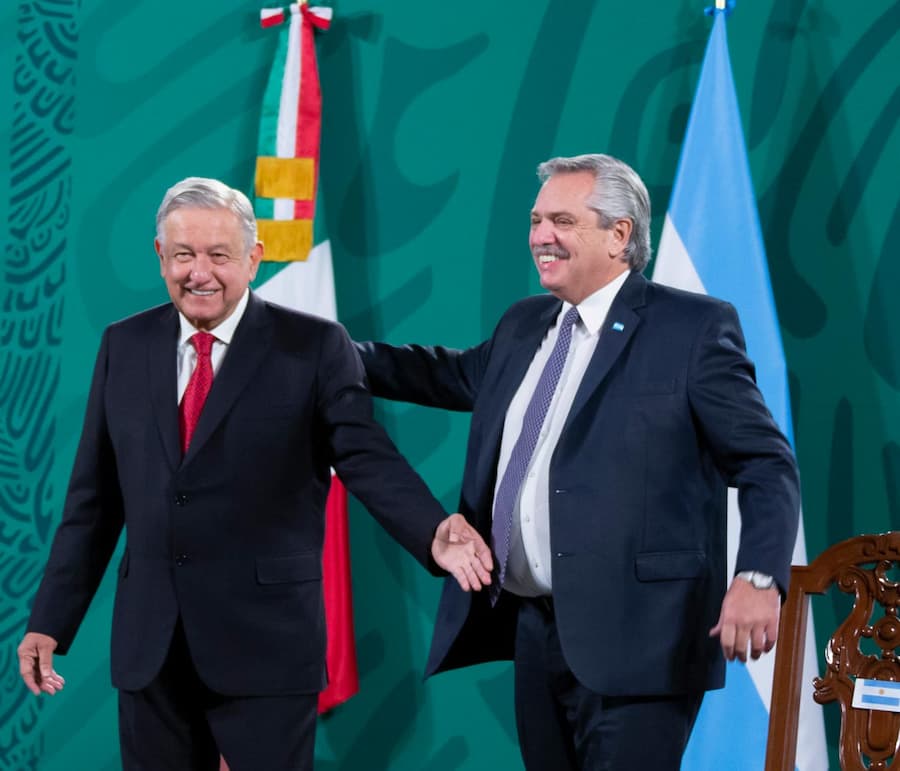 Se reúnen presidentes de México y Argentina en Palacio Nacional