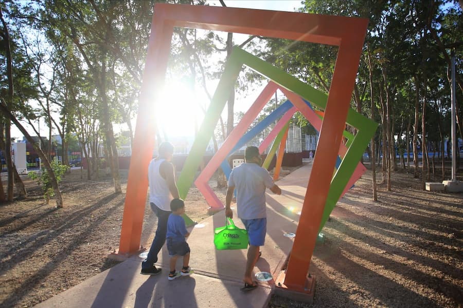 Dignifica Laura Beristain espacios públicos en Villas del Sol