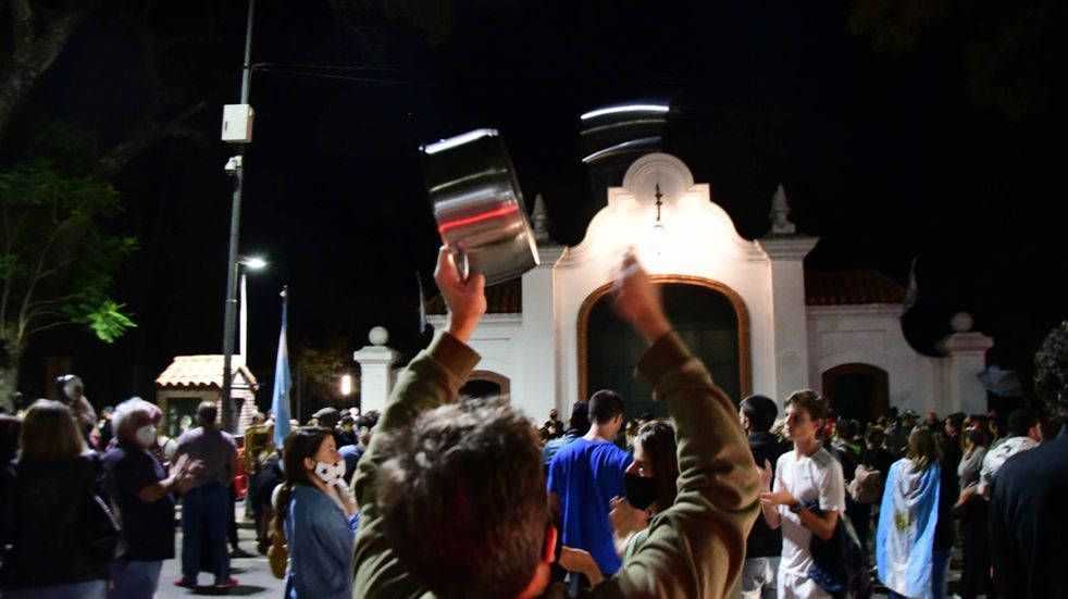 Protestas en Argentina por nuevas restricciones frente a Covid