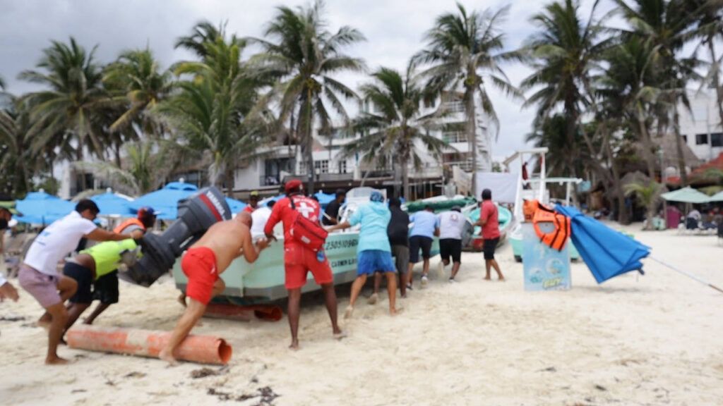 Suspende Semar actividades náuticas menores para zona norte de Quintana Roo