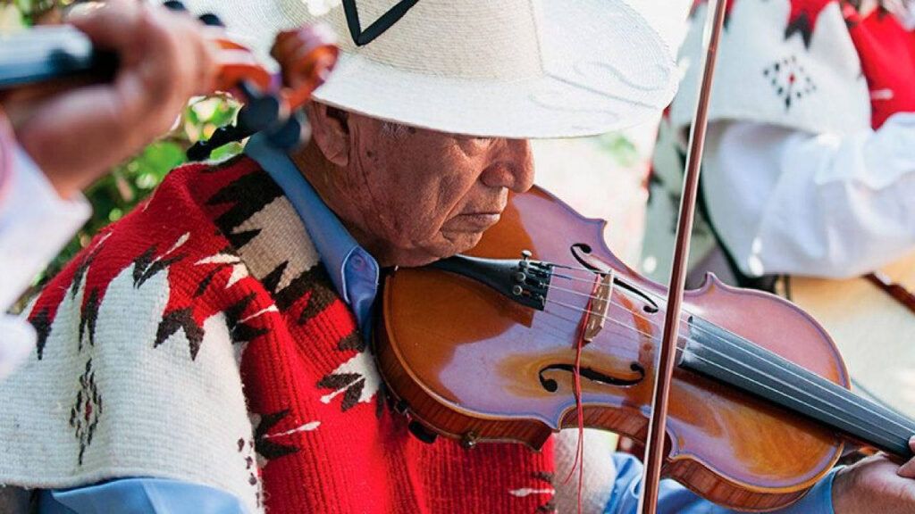 Abren convocatoria para músicos tradicionales mexicanos
