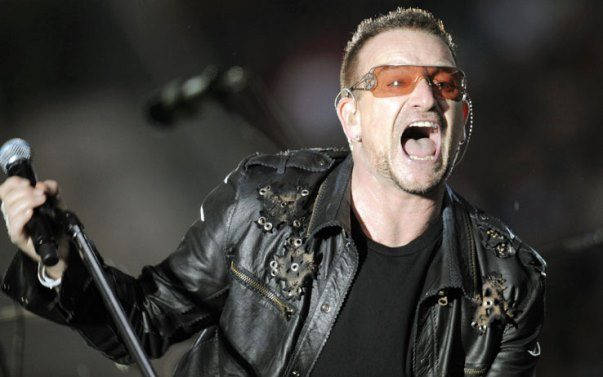 Cumple 61 años Bono vocalista de U2