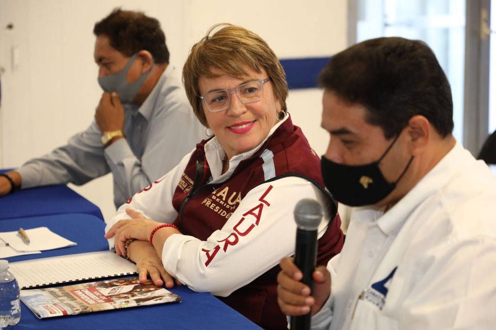 Presenta Laura Beristain con éxito Plan de Gobierno ante empresarios de CANACO SERVYTUR
