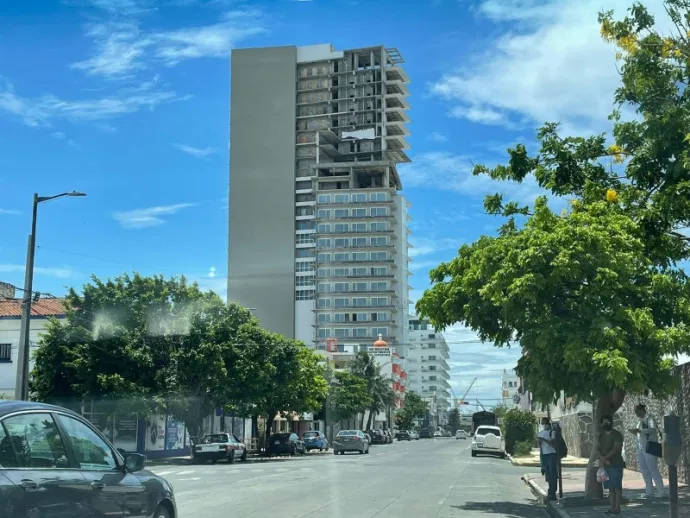 Pide INAH revisión a edificio construido en el centro de Veracruz