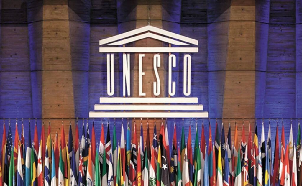 Piden Unesco y Unicef reapertura inmediata de escuelas