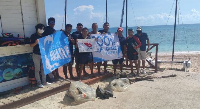 Fundación Eco-Bahía, Scubaquatic y SSI llevan a cabo una limpieza submarina