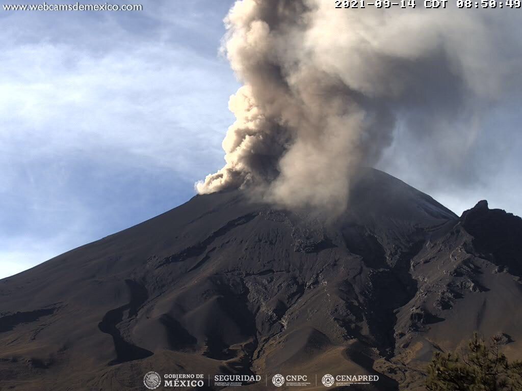 Emite Popocatépetl nuevas explosiones