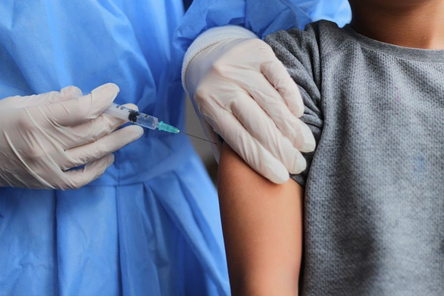 Recomiendan tercera dosis de vacunas para personas inmunodeprimidas