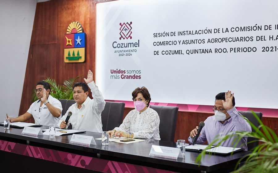 Instala ayuntamiento de Cozumel comité de industria, comercios y asuntos agropecuarios