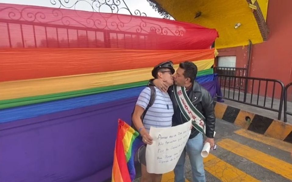 Se disculpa Six Flags por discriminación a pareja gay