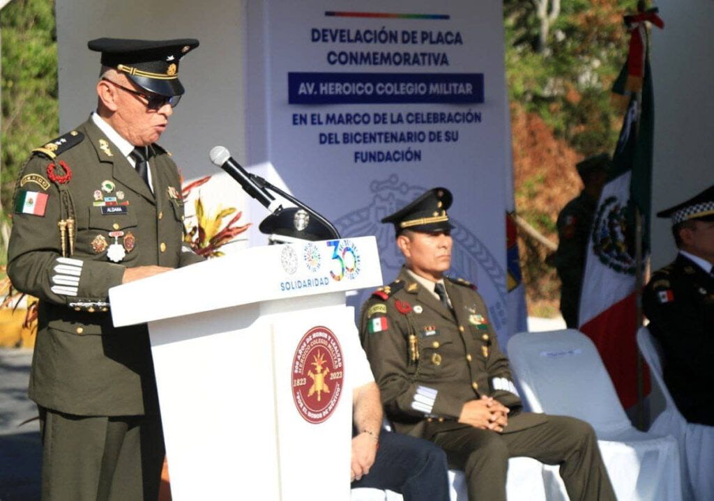 Inaugura Lili Campos avenida Heroico Colegio Militar