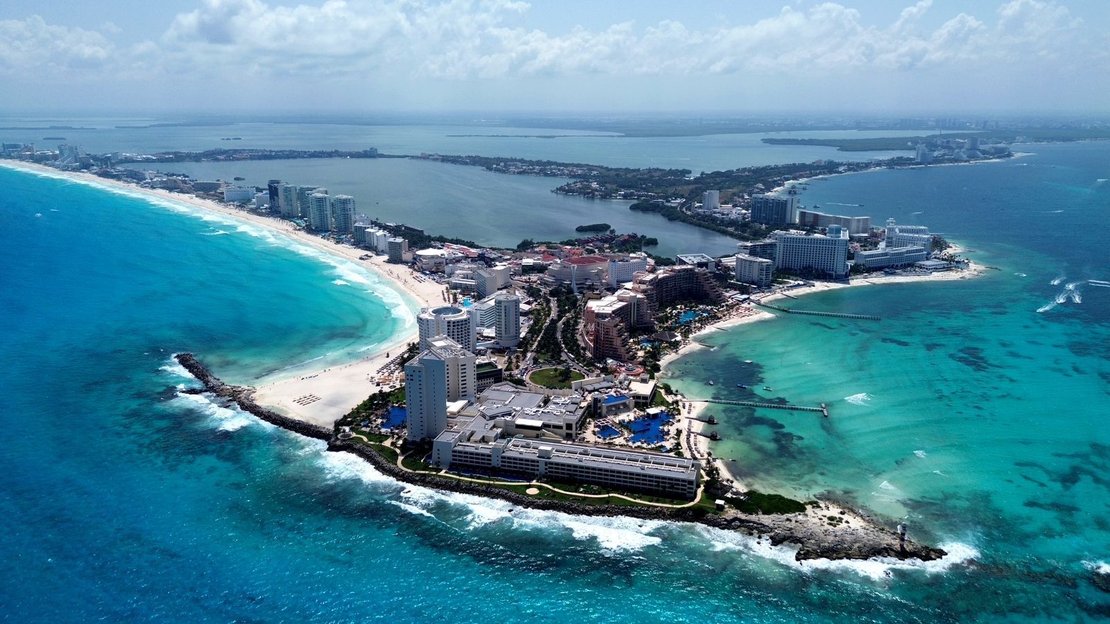 Aumenta hasta en un 13.7 por ciento la afluencia de turistas en los destinos de Quintana Roo