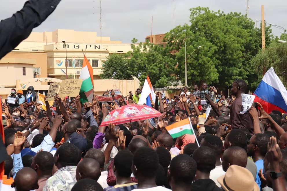 Golpe de Estado en Níger, cierran el espacio aéreo tras denunciar una posible intervención extranjera