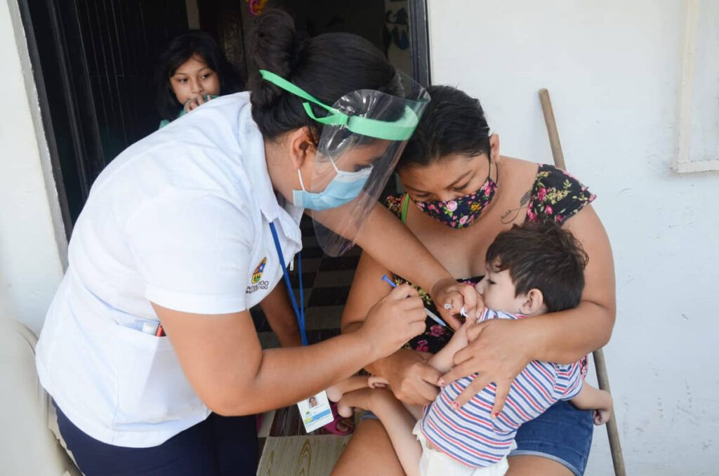 Invita SESA a vacunarse para prevenir enfermedades