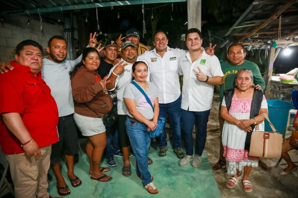 Juan carrillo reafirma su compromiso con las familias cozumeleñas