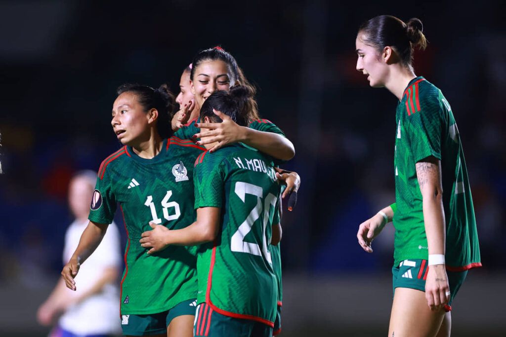 Vence México a Paraguay en la Copa de Oro femenil